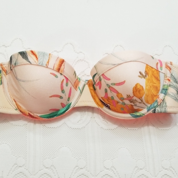 24T Triangl strapless cream floral top, various - Picture 2 of 7